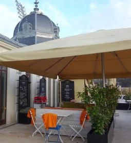 Városliget Café & Restaurant