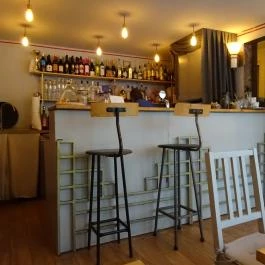 Vas Manci Budapest - Belső