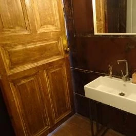 Vas Manci Budapest - Mosdó