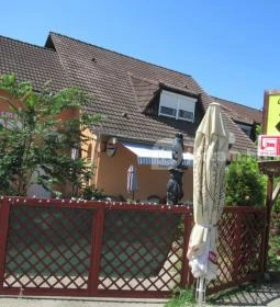 Vasmacska Étterem és Panzió