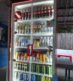 Vasmacska Halsütöde