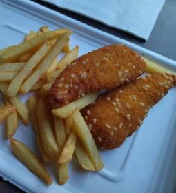 Vasmacska Halsütöde