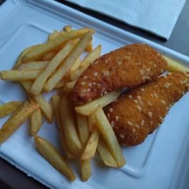 Vasmacska Halsütöde Budapest - Étel/ital