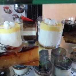 Vasmacska KávéZoo Budapest - Étel/ital