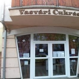 Vasvári Cukrászda Nyíregyháza - Külső kép