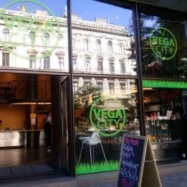 VegaCity Budapest - Külső kép