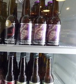 Vegakuckó Saláta & Gasztrobár