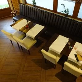 Végállomás Bistro & Wine, Miskolc - Belső