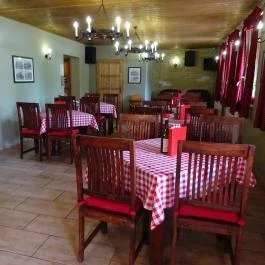 Végvár Ételbár Sirok - Belső