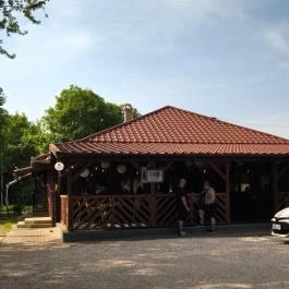 Vejkó Étterem Monor - Külső kép