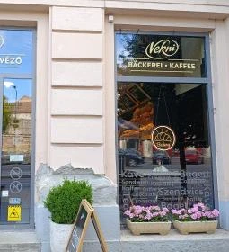 Vekni Pékség és Kávézó