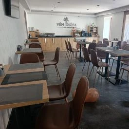 Vén Diófa De Lux Panzió, Szeged - Vendéglátás