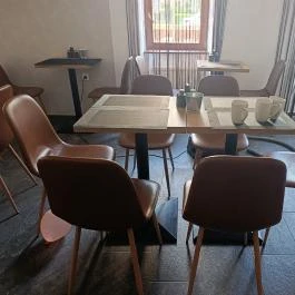 Vén Diófa De Lux Panzió, Szeged - Vendéglátás