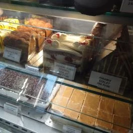 Vén Duna Cukrászda, Verőce - Étel/ital