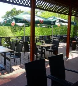 Vendéglő a Négy Remetéhez