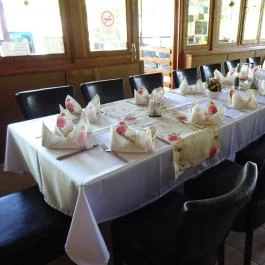 Vendéglő a Négy Remetéhez, Oroszlány - Belső