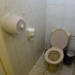 Vendéglő a Négy Remetéhez, Oroszlány - Mosdó