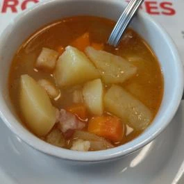 Veranda Grill & Wine Étterem Budapest - Étel/ital