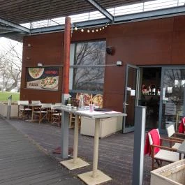 Veranda Restaurant - Pizza & Pasta Budapest - Külső kép