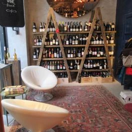 Veritas Winebar Budapest - Belső