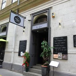 Via Luna Étterem, Budapest - Külső kép