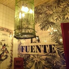 Vicky Barcelona - Gozsdu Udvar Budapest - Mosdó