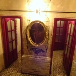 Vicky Barcelona - Gozsdu Udvar Budapest - Mosdó