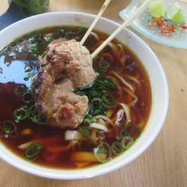 Vietnámi Gulyás Budapest - Étel/ital