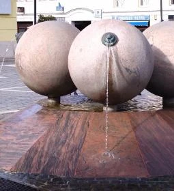 A Vigalmi tér szökőkútja