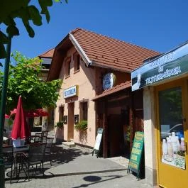 Viking Étterem Pomáz - Külső kép