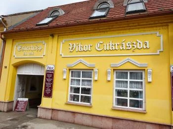 Vikor Cukrászda Tata