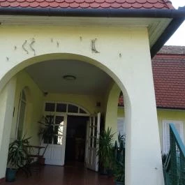 Viktória Panzió étterme Balatonlelle - Külső kép