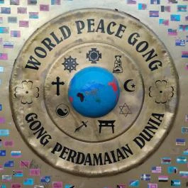 Világbéke-gong, Gödöllő - Egyéb