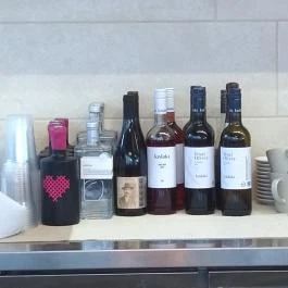 Vineta Bar - Fény utcai Piac Budapest - Étel/ital