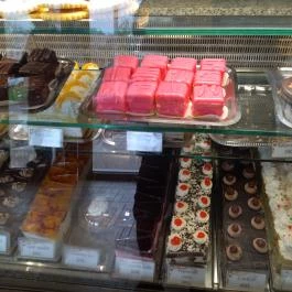 Viniczai Cukrászda Székesfehérvár - Étel/ital