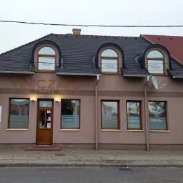 Viniczai's Restaurant & Bar Székesfehérvár - Külső kép