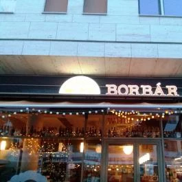 Vinowonka Csokoládé & Borbár, Budapest - Külső kép