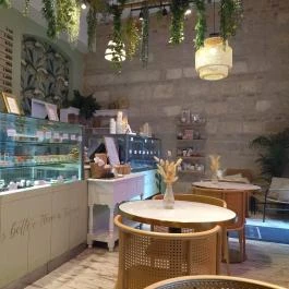 Vintage Garden Budapest - Belső