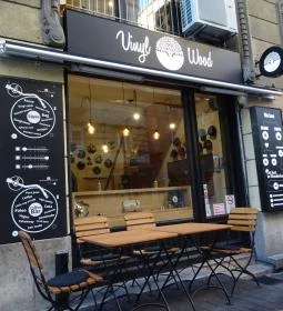 Vinyl & Wood Coffee Bar