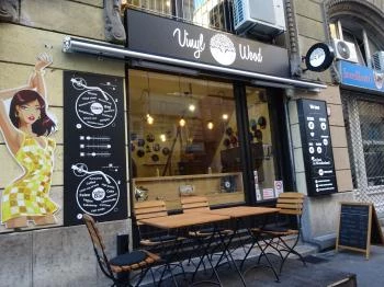 Vinyl & Wood Coffee Bar Budapest