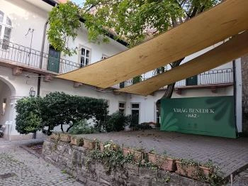 Virág Benedek Ház Budapest