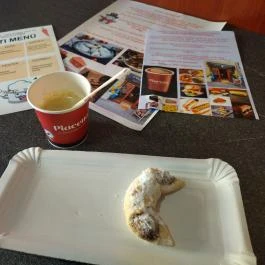 Visszajövök Kávézó & Étterem Budapest - Étel/ital