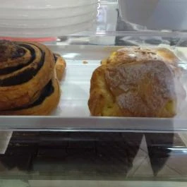 Visszajövök Kávézó & Étterem Budapest - Étel/ital