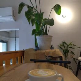 Vivina Cafe Budapest - Étel/ital