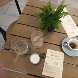 Volume - Cut, Coffee, Culture Budapest - Étel/ital