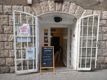 Volume - Cut, Coffee, Culture Budapest