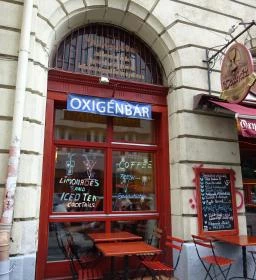 Teaház a Vörös Oroszlánhoz