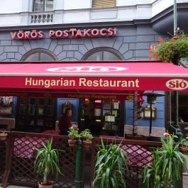 Vörös Postakocsi Étterem, Budapest - Belső