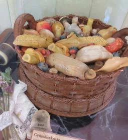 Vörösvár Cukrászda