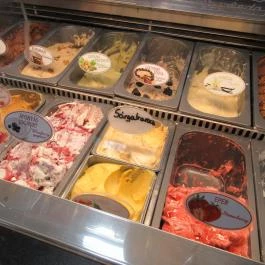 Vörösvár Cukrászda Pilisvörösvár - Étel/ital